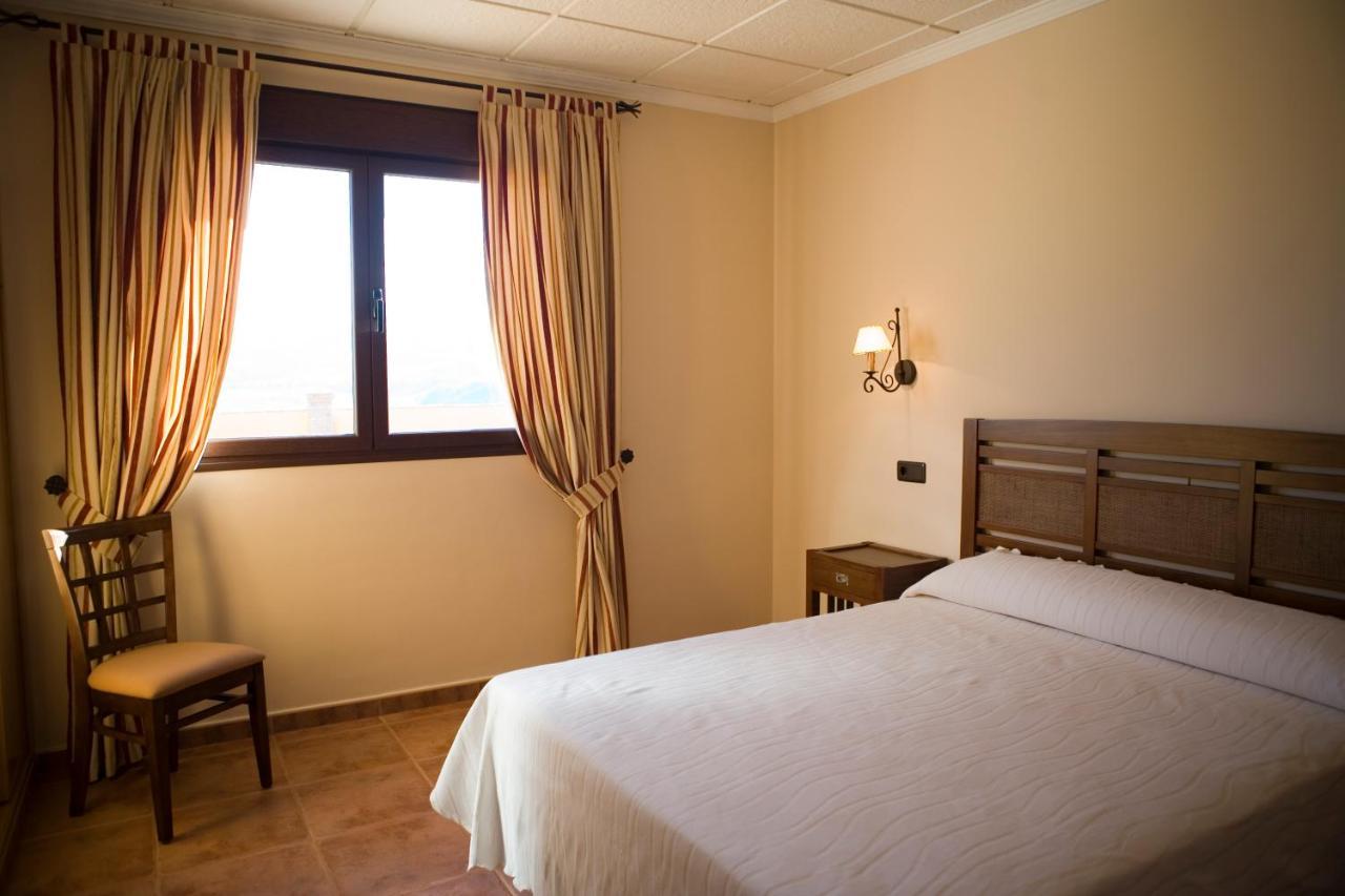 Hotel-Restaurante Cerrillo San Marcos Diezma Extérieur photo