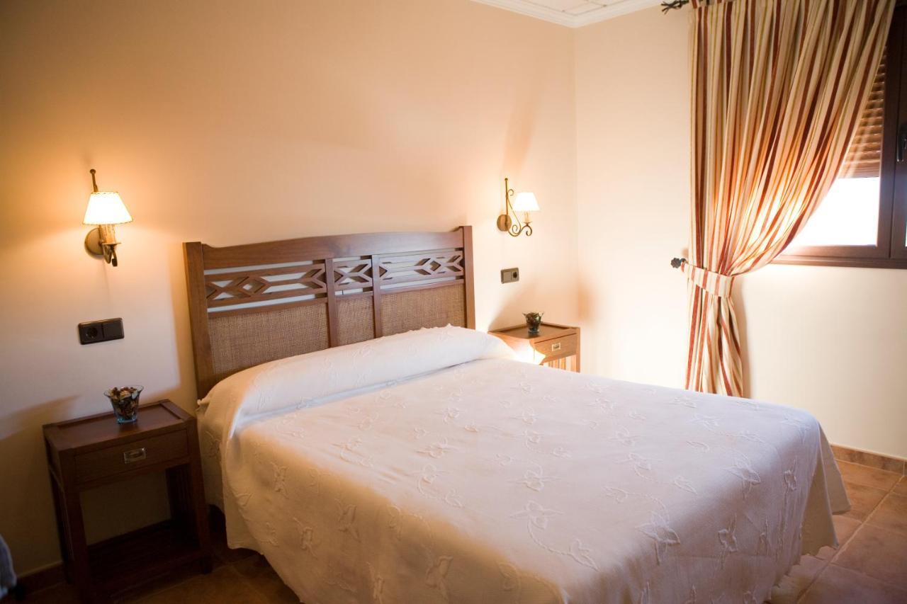 Hotel-Restaurante Cerrillo San Marcos Diezma Extérieur photo